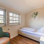 Gut Altona 4*
