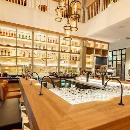阿尔托纳谷特酒店 酒店