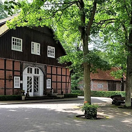 Hotel Gut Altona 4*