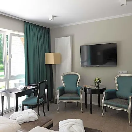 Hotel Gut Altona 4*