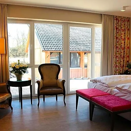 Hotel Gut Altona 4*