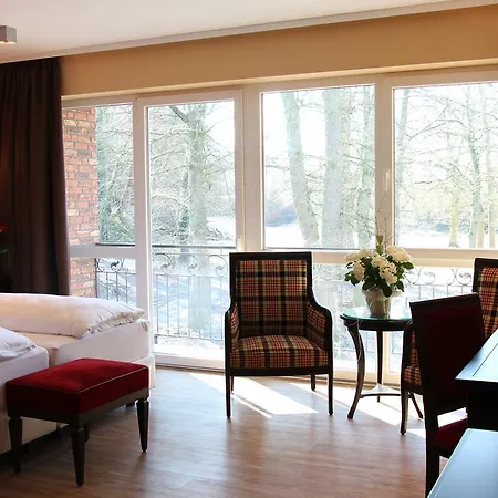 Gut Altona 4*